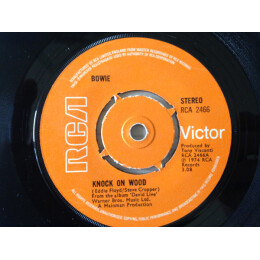 David Bowie - Knock On Wood