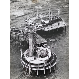 Originele luchtfoto Scheveningse Pier in aanbouw (ca. 1961–1962) KLM AEROCATO 23 x 17,5 cm