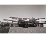 Originele foto 1991, Derde Ambachtsschool (TOS Scheveningen) ontworpen door Jan Duiker 24x15 cm